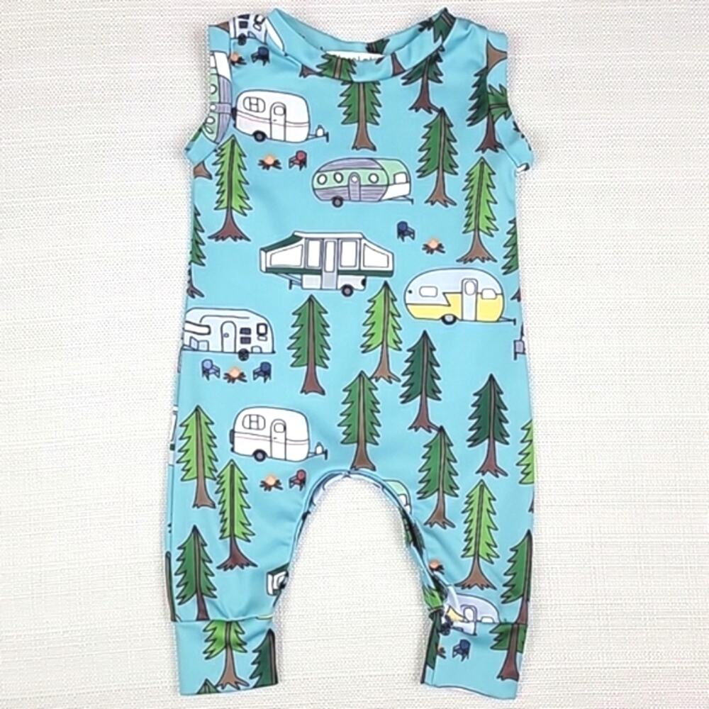 Floral Pig campers romper 12 M‎